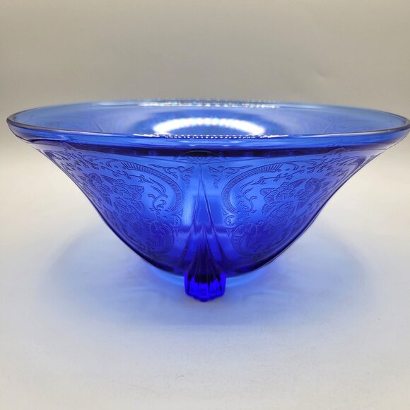1930s Royal Lace Hazel Atlas Cobalt Blue Salad Bowl Three Toed Depression Era - Picture 3 of 7